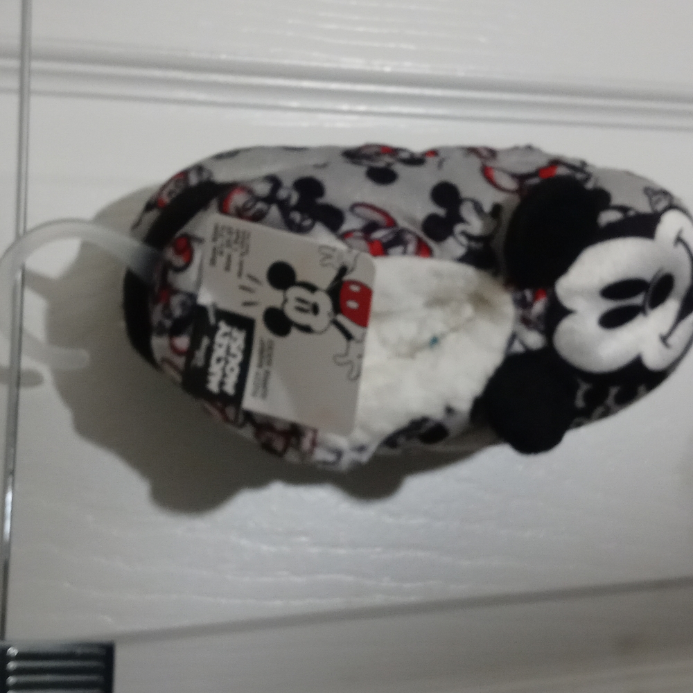 Mickey Mouae Slippers